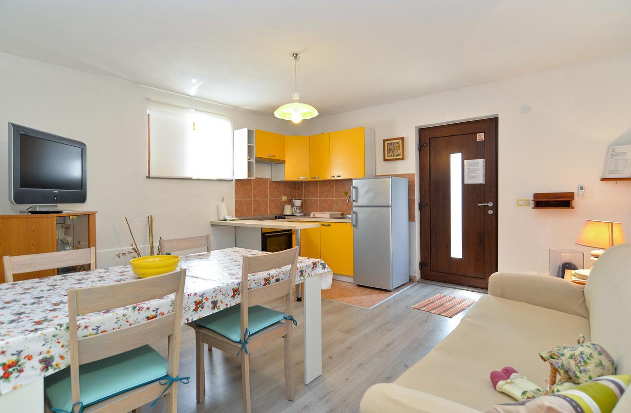 Apartments Chiara 877 普拉 外观 照片