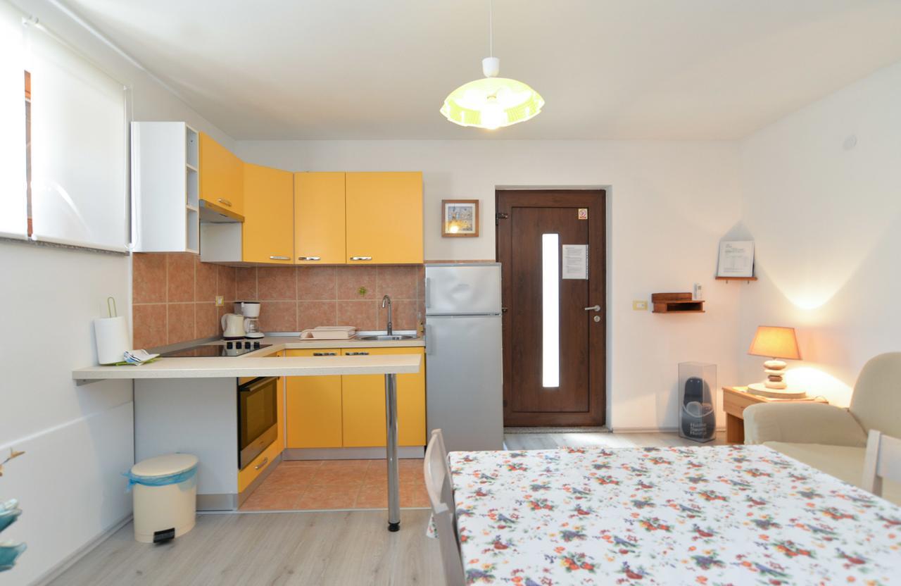 Apartments Chiara 877 普拉 外观 照片