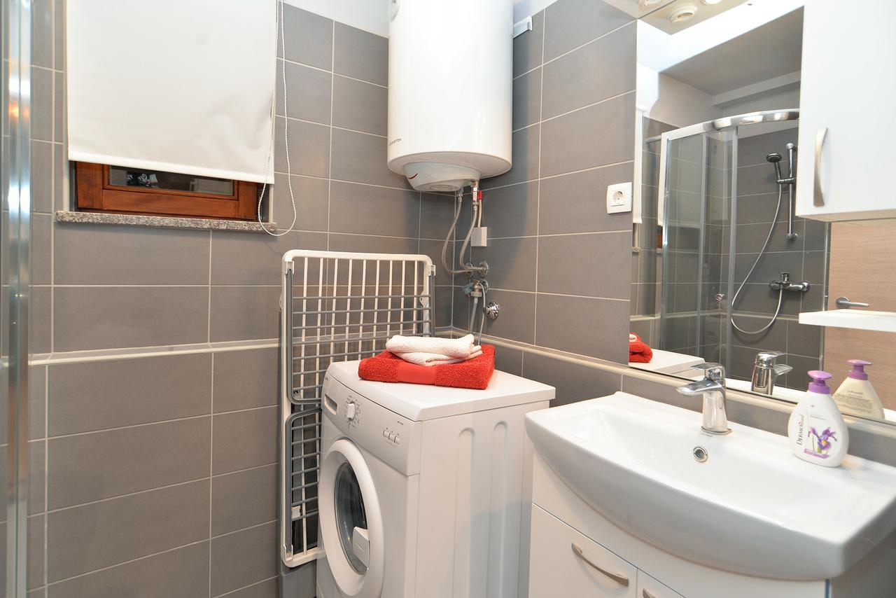 Apartments Chiara 877 普拉 外观 照片