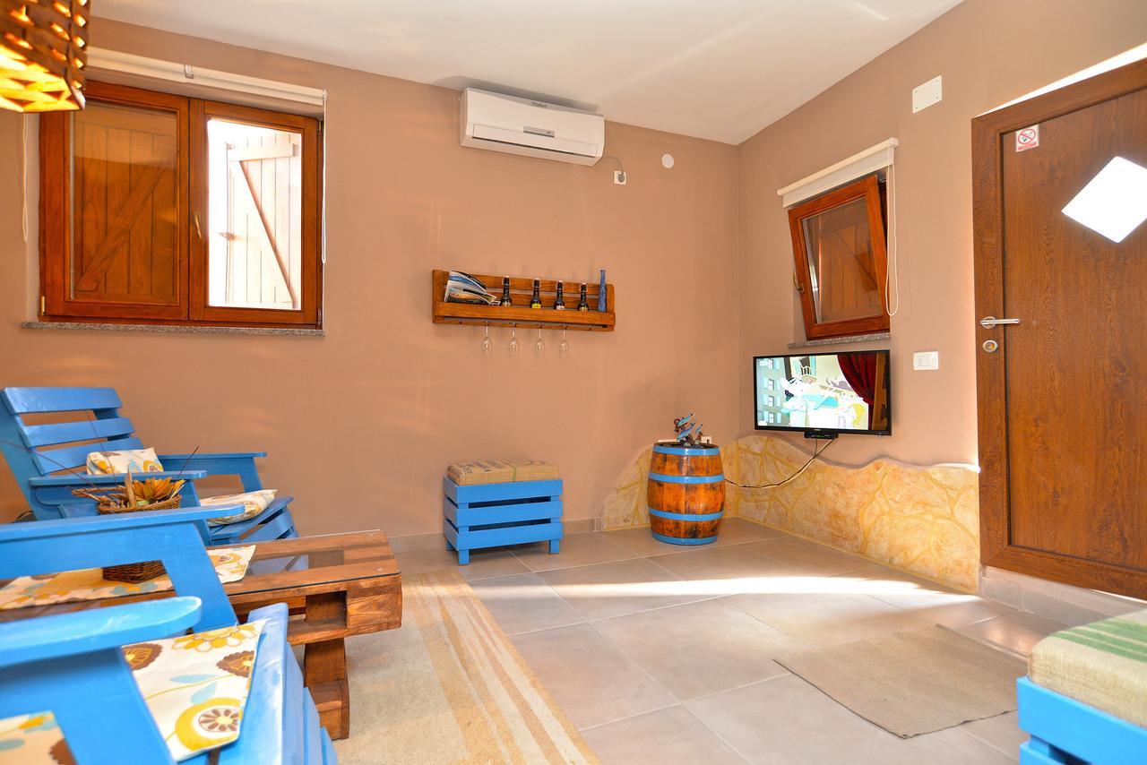 Apartments Chiara 877 普拉 外观 照片