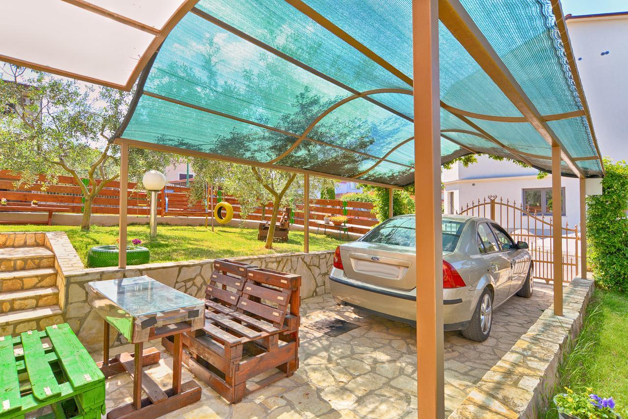 Apartments Chiara 877 普拉 外观 照片